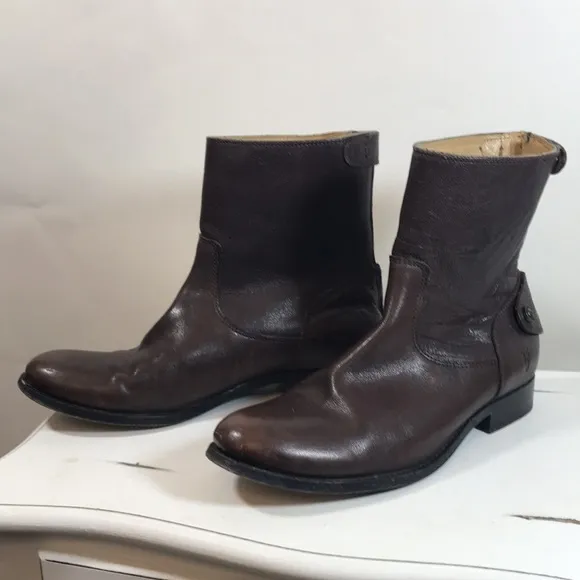 💙 Frye Melissa Button Short Boots