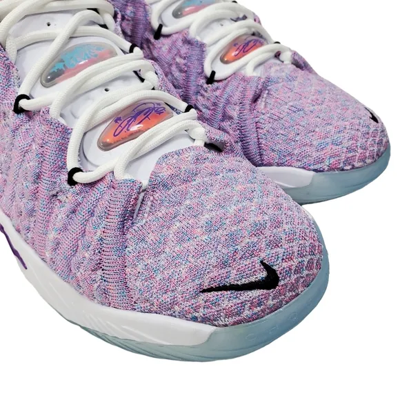 🆕️ NIKE Shoes LEBRON XVIII 18 GS Basketball Sneaker