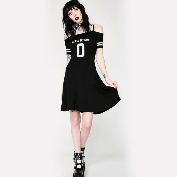 🆕️🆑️ RARE KILLSTAR 0 Expectations Dress Bardot Gothic Black Skater Off S