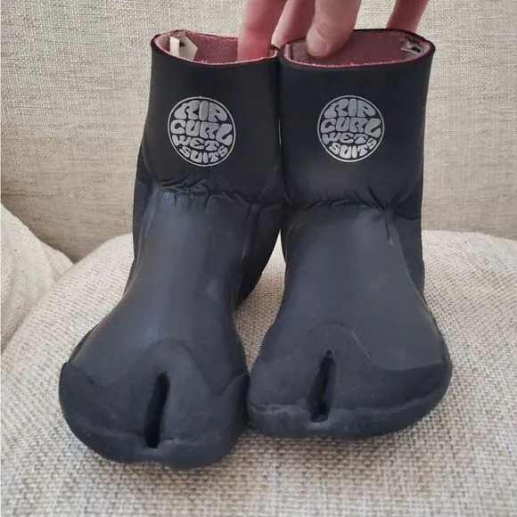🌊 RIP CURL 🌊 NEW! Rubber Soul Plus 3MM Split Toe Surf Booties -[Size 6, Black]