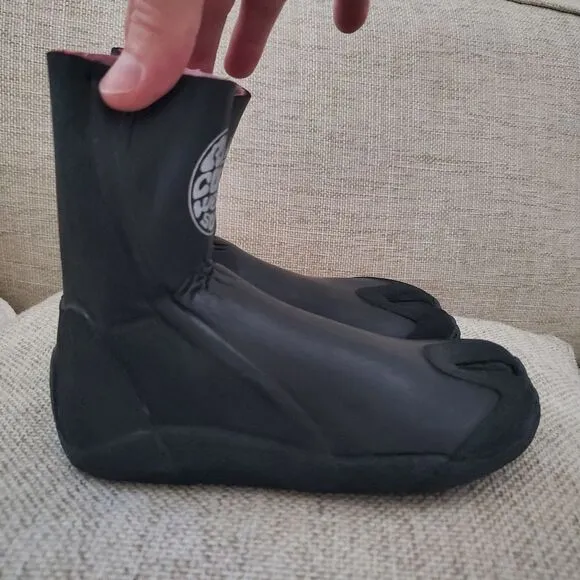🌊 RIP CURL 🌊 NEW! Rubber Soul Plus 3MM Split Toe Surf Booties -[Size 6, Black]
