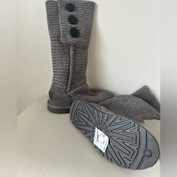 - UGG Australia Women’s Gray Lattice Cardy Tall Knit Boots Size 6