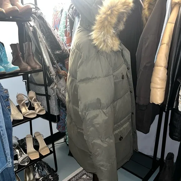 🧥 VEUC TOMMY HILFIGER Women’s or Mens Olive Green Puffer Jacket with Fau…