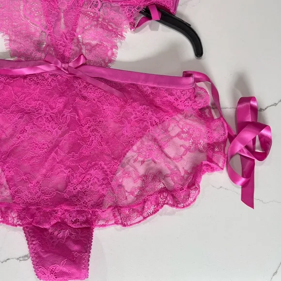 🆕 Victoria’s Secret | The Dreamer Hot Pink Open Cup Apron Teddy 4384