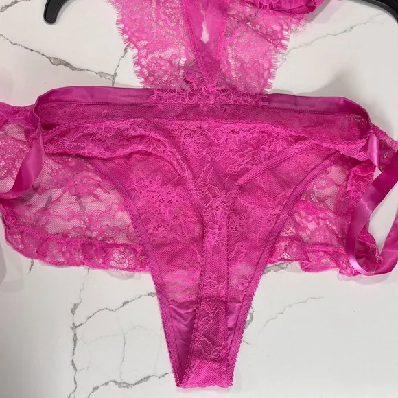 🆕 Victoria’s Secret | The Dreamer Hot Pink Open Cup Apron Teddy 4384
