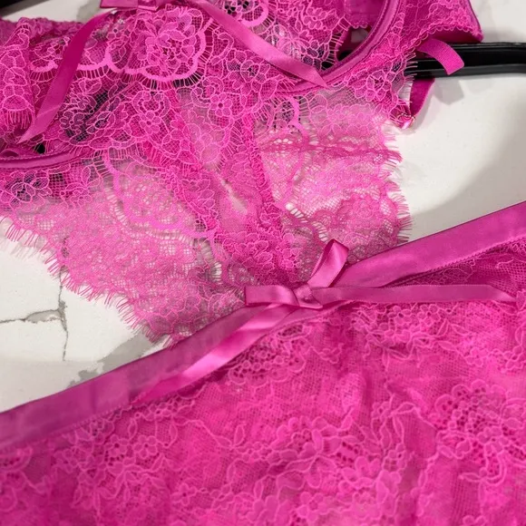 🆕 Victoria’s Secret | The Dreamer Hot Pink Open Cup Apron Teddy 4384