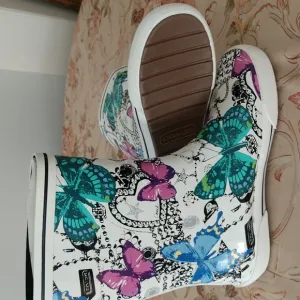 #9 CO COACH Ursula Jewel Butterfly Rain boots. NIB=NWT