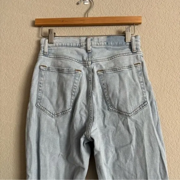 Abercrombie &amp; Fitch Curve Love Ultra High Rise Ankle Straight Jean 26