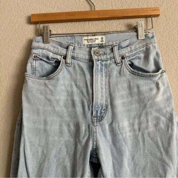 Abercrombie &amp; Fitch Curve Love Ultra High Rise Ankle Straight Jean 26