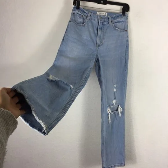 Abercrombie &amp; Fitch Ultra High Rise Ankle Straight Distressed Jeans Size 27/4