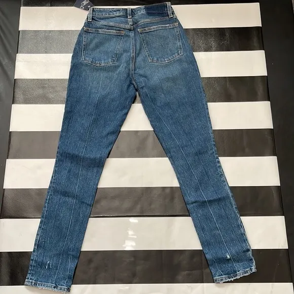 ABERCROMBIE AND FITCH SKINNY HIGH RISE