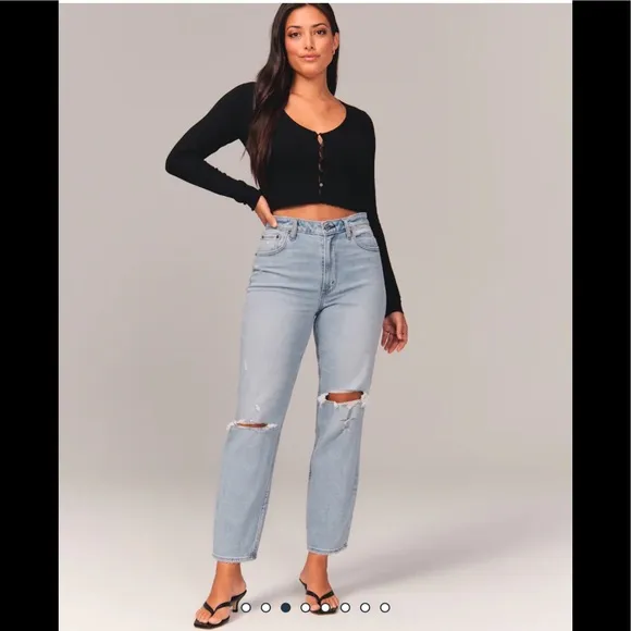 ABERCROMBIE Curve Love Ultra High Rise Ankle Straight Jean