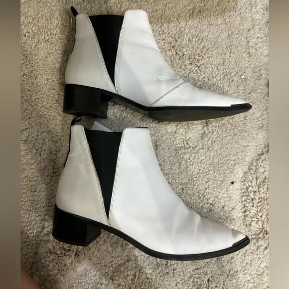 Acne Studios Pointed White Short Jensen Boots