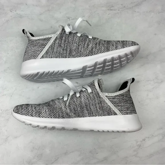 Adidas CloudFoam Pure Comfort Sporty Running Tennis Shoes Sneakers Size 6 (NWT)