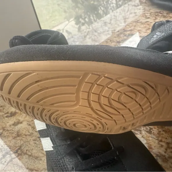 Adidas Men's Black Wrestling Shoes -HVC2