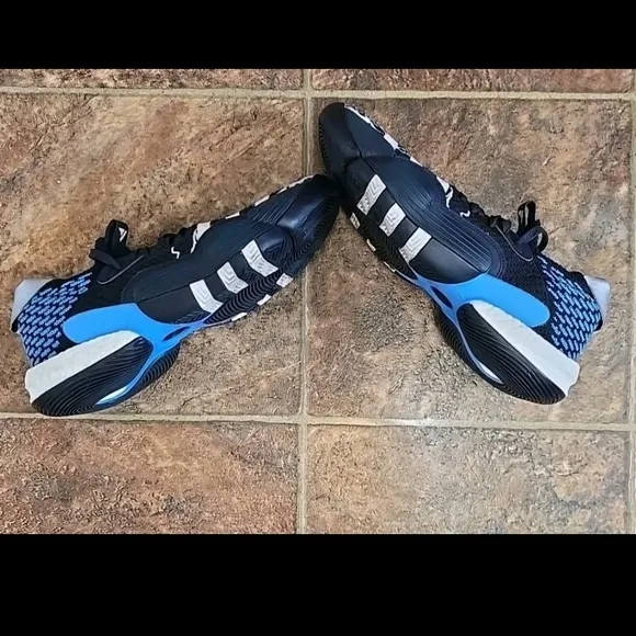 Adidas Men's Trae Young 2 Navy Athletic Shoes Size 10