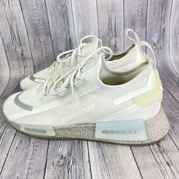 Adidas Originals NMD R1 Spectoo Shoes Size 10 US BOOST Cloud White Silver GZ9267