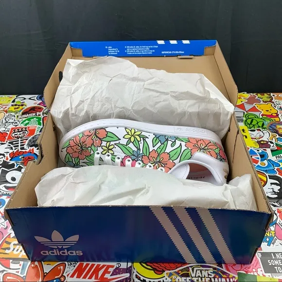 Adidas Stan Smith Leather Floral Size 6.5 Womens