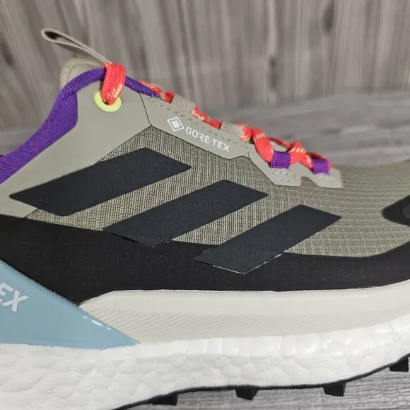 Adidas Terrex Free Hiker 2.0 Low GORE-TEX Hiking Shoes - Women's Size 9