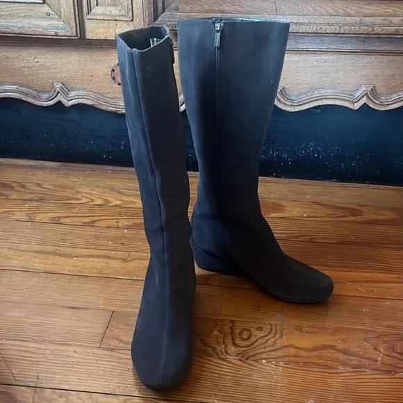 Aetrex Essence Vanessa grey suede leather square toe wedge riding boots