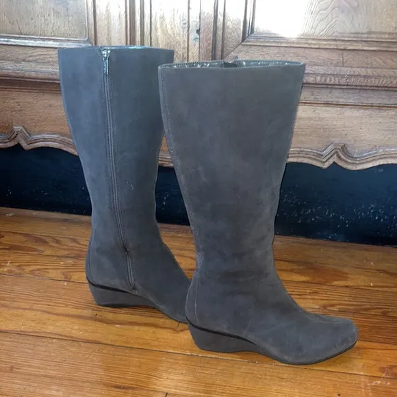 Aetrex Essence Vanessa grey suede leather square toe wedge riding boots