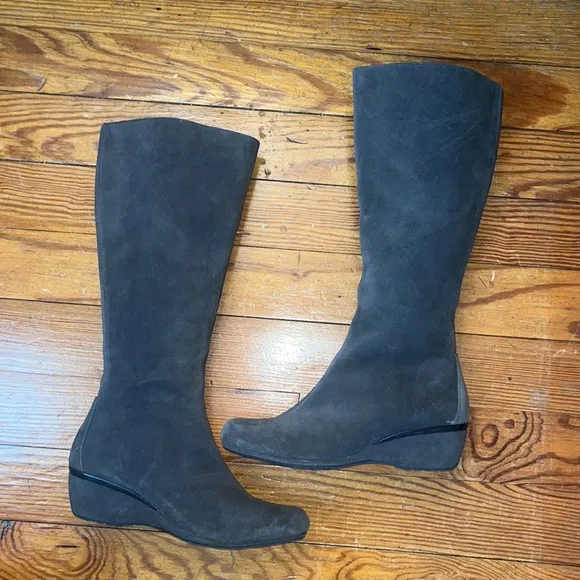 Aetrex Essence Vanessa grey suede leather square toe wedge riding boots