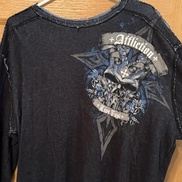 Affliction Reversible Biker Men's Skull Graphic Y2k Thermal Long Sleeve Shirt
