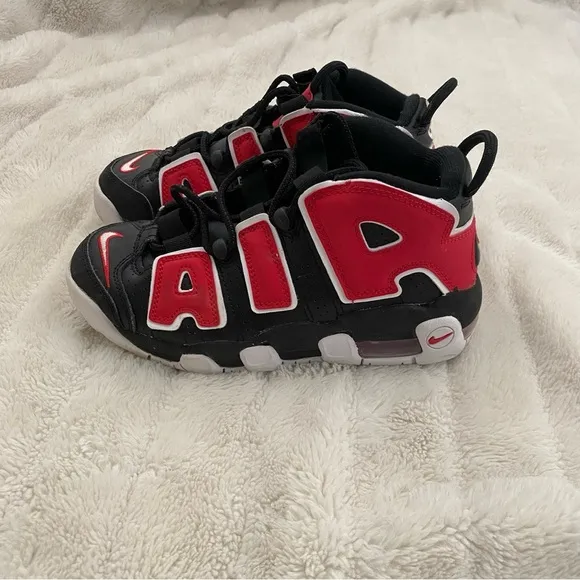 Airmore Uptempo GS Black University Red Sneakers Shoes Size 4Y