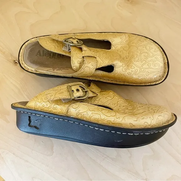 Alegria Light metallic gold leather slip-on Clogs Mule Sz 38
