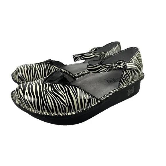 Alegria Mary Jane Shoes 37 Zebra Print Patent Leather Comfort Womens