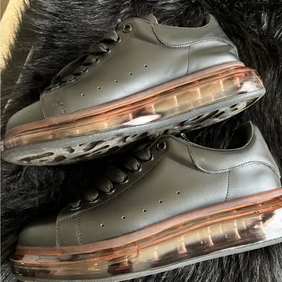 Alexander McQueen Black Men's Shoes, needs new shoelaces, Size 10