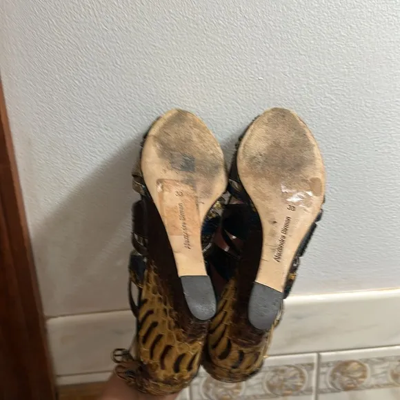 Alexandre Birman Python Strappy Sandals 38 / 8 beautiful wedge 3” high