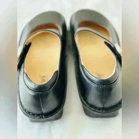 Algeria Paloma Black Napa Mary Jane Shoes Size 39W or US Size 9