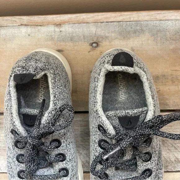 Allbirds 0519 NV1 Merino Wool Runners Gray Athletic Shoes Sneakers
