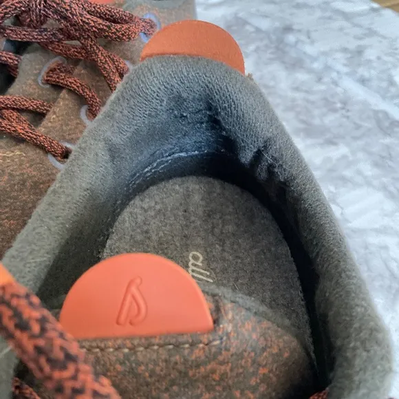 Allbirds Men’s Wool Runner Mizzles