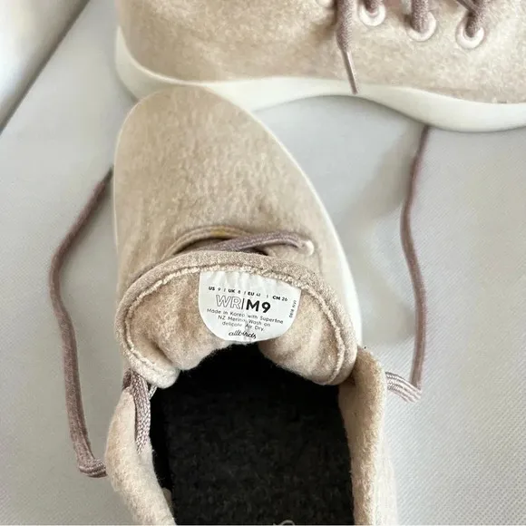 Allbirds Men’s Wool Runner Sneakers Size 9 Oatmeal Light Brown Mizzles