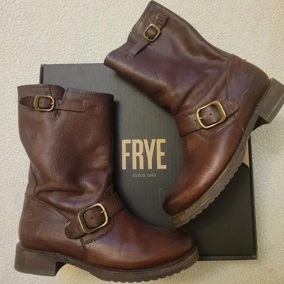Almost New Veronica Short Frye Boots