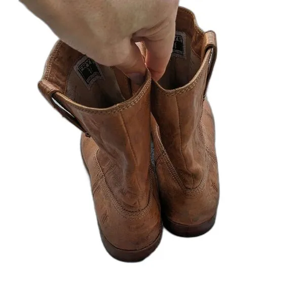 Amazing Weathered FRYE &quot;Ana&quot; Cozy Short Cut Tan Leather Boots/9.5