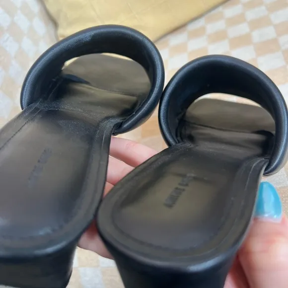 Anine bing Skyler leather block heel sandal black EUC 40 Classic chic