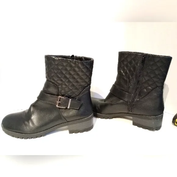 Anne Klein AK Sport Black Short‎ Boots sz. 10
