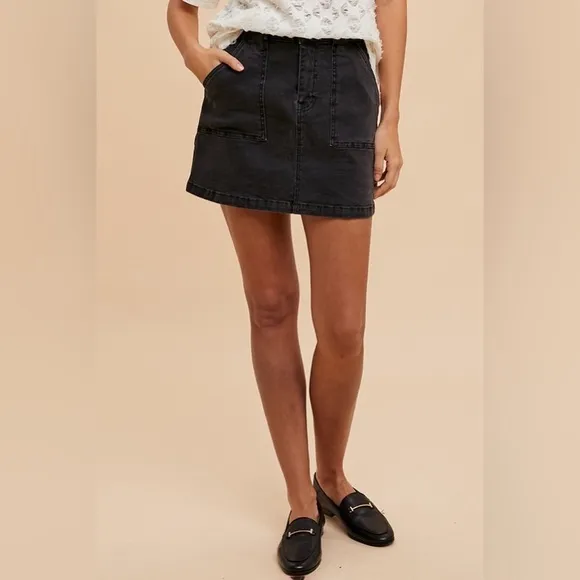 Annie Wear Cargo Denim Mini Skirt