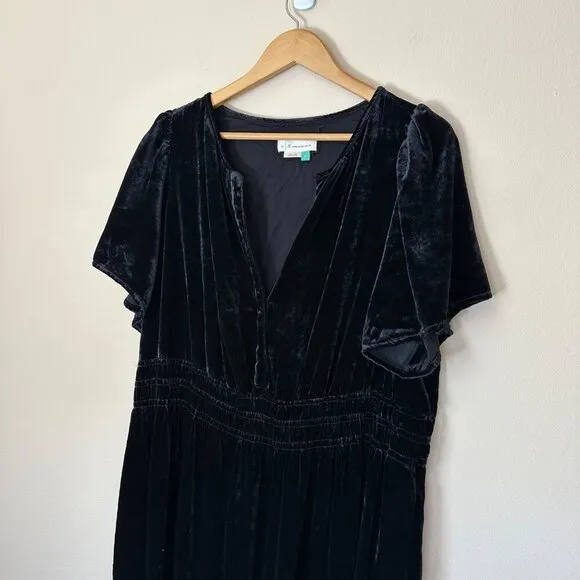 Anthropologie Somerset Velvet Maxi Dress with Pockets in Black Size 2X