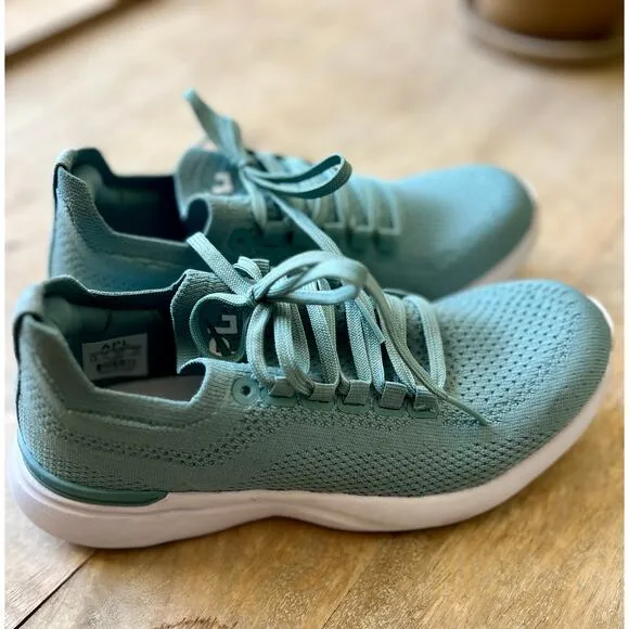 APL Techloom Breeze Running Shoe in Green - Size 5.5 - Women's NWOB