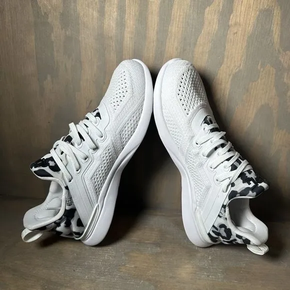 APL Techloom Tracer White Black Leopard Animal Print Shoes Sneakers Womens 5