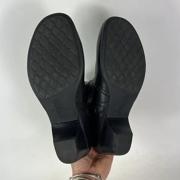 Aravon minimalist ankle booties women’s size 8 black leather waterproof side zip
