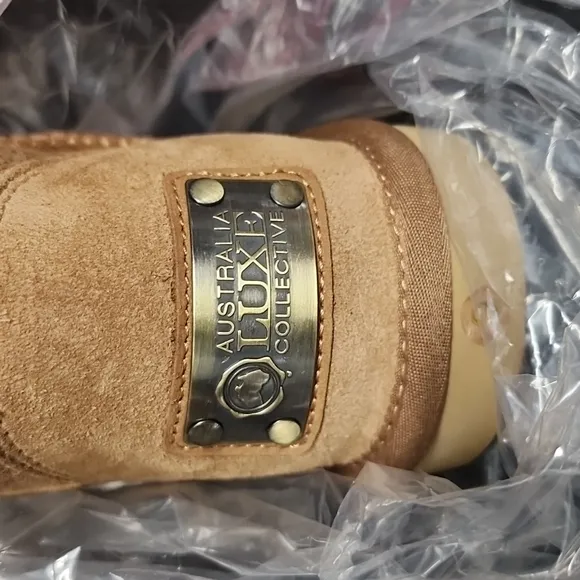AUSTRALIA LUXE COSY XTRA SHORT CHESTNUT BOOTS