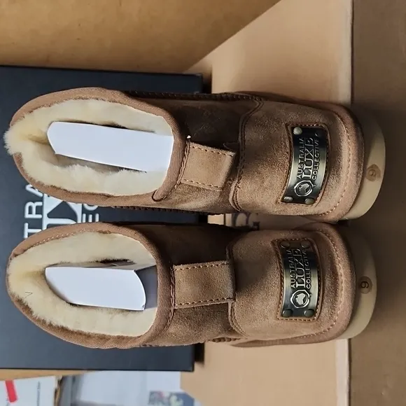 AUSTRALIA LUXE COSY XTRA SHORT CHESTNUT BOOTS
