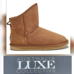 AUSTRALIA LUXE COSY XTRA SHORT CHESTNUT BOOTS