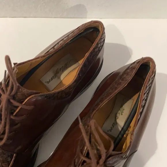 Authentic Mezlan men’s leather lace up shoes 10.5