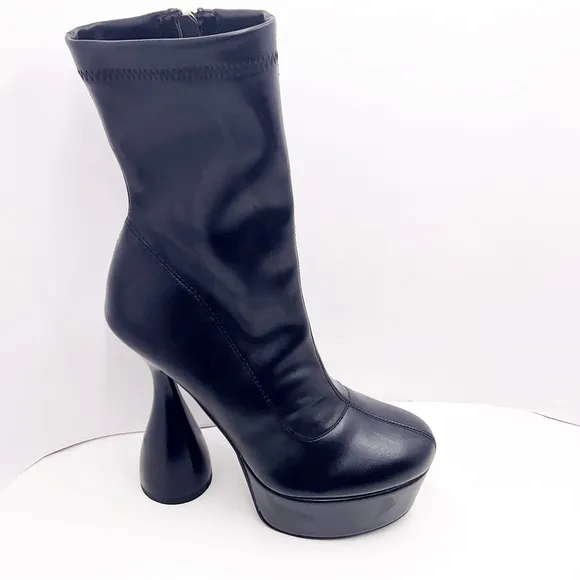 {Azalea Wang} Apollo Chunky Platform Ankle Bootie